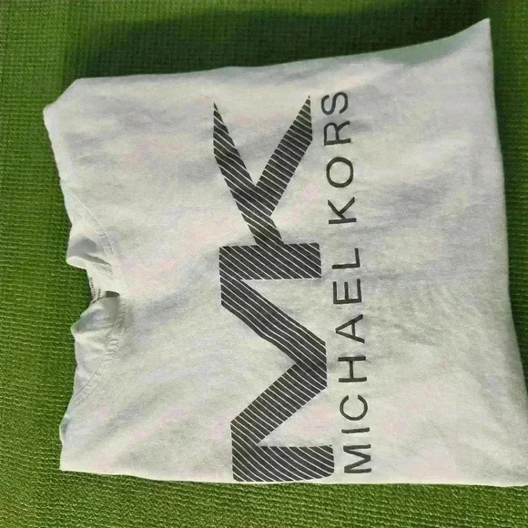 Michael Kors white,  long sleeve, lightweight, women's hooded shirt size small - Picture 9 of 9